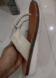 Liz Claiborne Thong Sandals