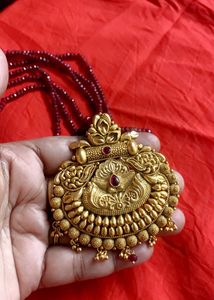 Ruby Beads 3 Layers Chain And 1.5 Gram Gold Polish