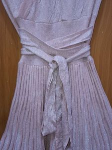 Elegant Pink Knit Dress