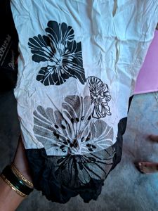 White And Black Short 3/4 Hand Kurti
