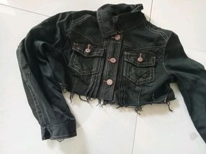 crop denim jacket