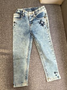 Cute Embroidery Girl's Denim Stretchable Jeans