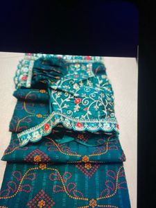 Sarees Teal Printed Fabric Set