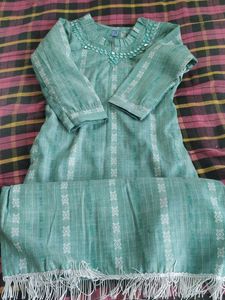 Green Embroidered Kurta