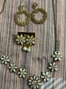 Jewelry Set: Necklace &amp; Earrings