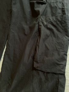H&amp;M Women Relaxed Fit Cargo Trousers