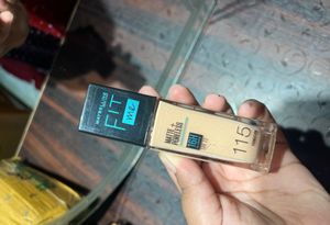 Maybelline fit me foundation(115 Ivory,30 Ml)