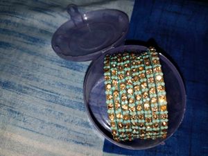 8 Bangles ( Kade)