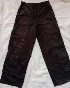 H&amp;M 6 Pocket Cargo