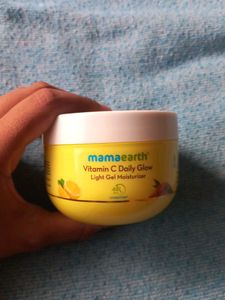 MAMAEARTH Vitamin C Daily Glow Gel Moisturizer