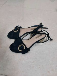 Massimo Dutti Suede Sandals