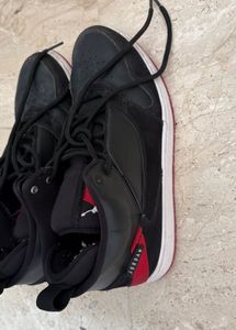 Black Jordan Sneakers