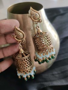 Vintage-Inspired Jhumka Earrings