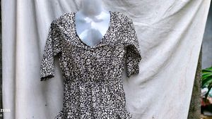 Cute White &amp; Black Dress (Women&#39;s)