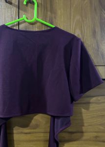 Mroon wrap crop top