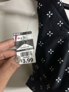 Black &amp; White Patterned Sports Bra