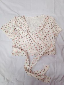 A-line Wrap Floral Crop Top