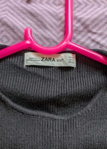 Zara Black Full Sleeves Crop Top