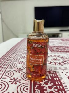 “ Wanderlust Strawberry Daiquiri “ Shower Gel From Nykaa