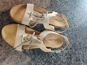 Sandal