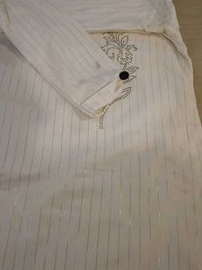 Elegant White Striped Kurta