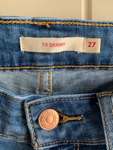Ankle length jeans