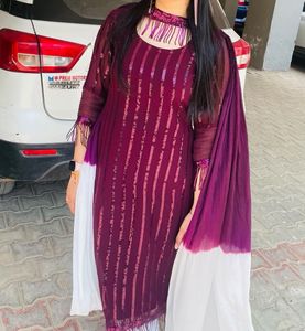 Kurta Pant Set With Duppata