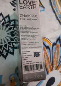 Charcoal Pill Off Mask.