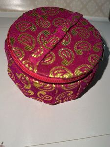 Cute Rani Box