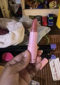 Glamveda Creamy Matte Lipstick
