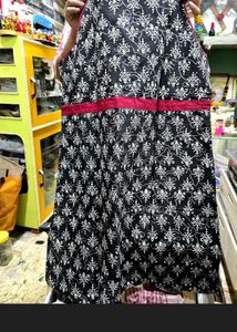 Ethnic Print Sleeveless Kurti