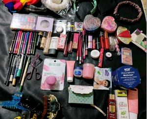 1 Product With Freebie