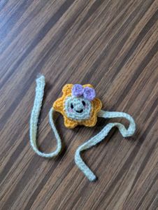 Crochet Star Rakhi For Your Little Siblings
