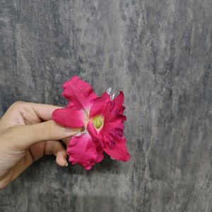 Elegant Pink Flower Hair Claw Clip