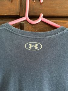 Under Armour Graphic Tee Size M