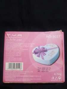 T.Y.A. Fashion Make-Up Kit