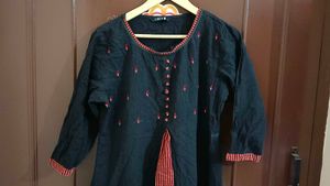Black Kurti