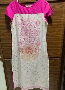 Pink &amp; White Print Kurti