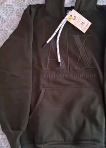 Black Hoodie ✨️✨️✨️