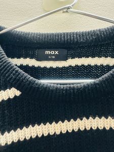 Striped Sweater (Black And White)