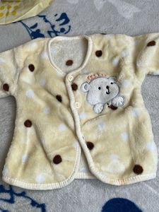 Cute Bear Baby Outfit 3-9 months