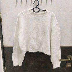 Cozy White Knit Cropped Sweater