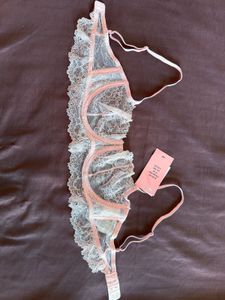 H&amp;M Light Pink Soft Lace Balconette Bra/34c