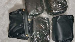 mac Makeup Pouch Lot 6