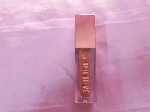 Swiss beauty Hold Me Matte Lipstick