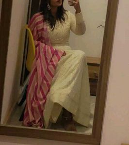 Elegant Cream Embroidered Salwar Kameez