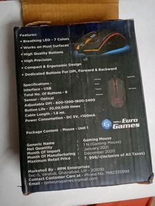 wierd gaming mouse with RGB light Cable 1.8 Meter