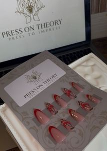Press On Nails Set