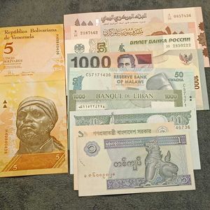 UNC Foreign Currency Collection (10 Pcs)