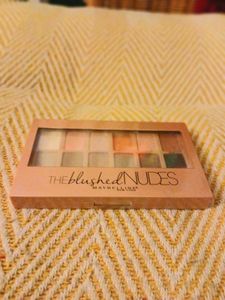 Maybelline New York The Blushed Nudes Eyeshadow